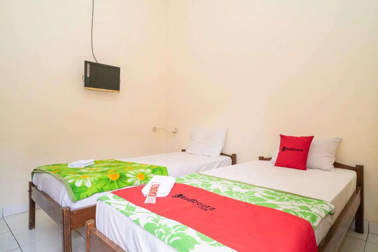 Reddoorz Near Kampus 3 Uty Yogyakarta Hotel Exterior photo