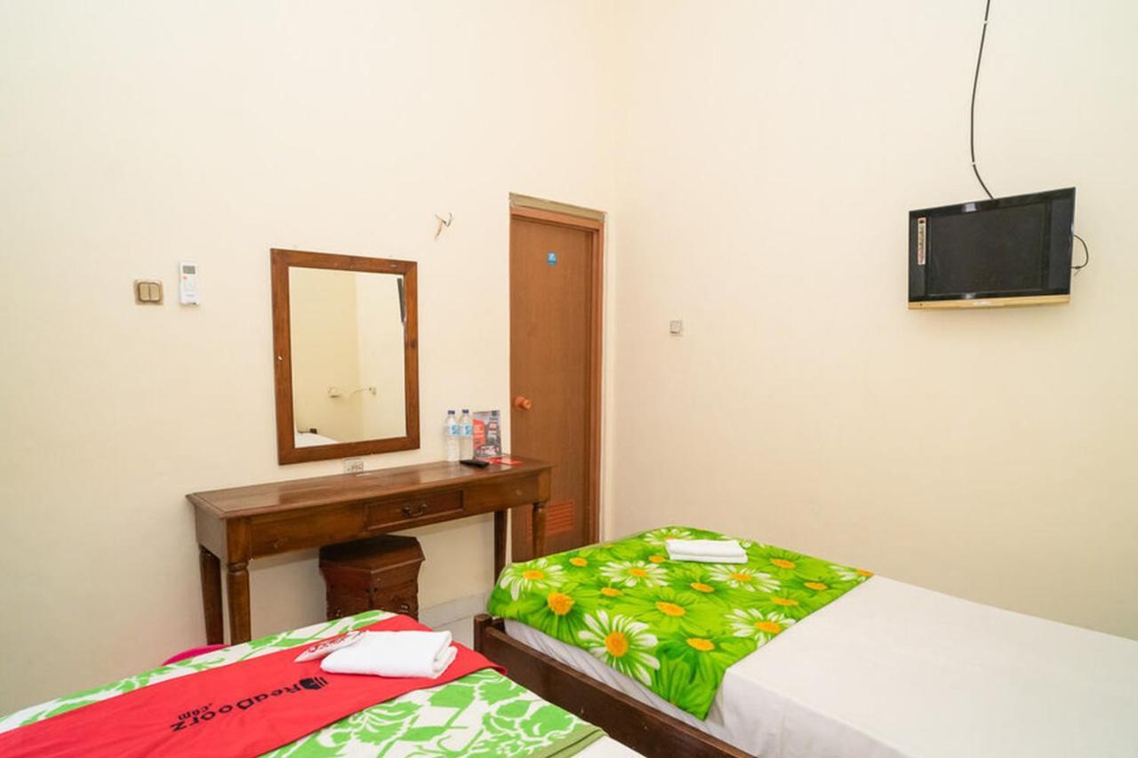 Reddoorz Near Kampus 3 Uty Yogyakarta Hotel Exterior photo
